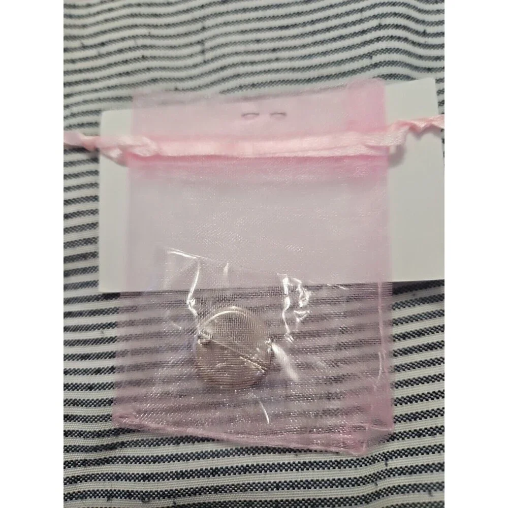 Thirty One 31 Consultant Button Pin Recruiting Enamel Bunny Peter Rabbit New